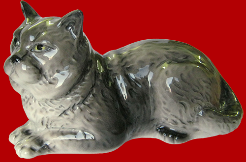 Фигурка британского кота из фарфора